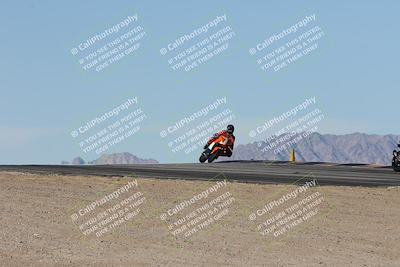 media/Dec-04-2025-Racers Edge (Thu) [[5ebc9f124d]]/3-B Group/7-Session 4 (Turn 10 Inside)/